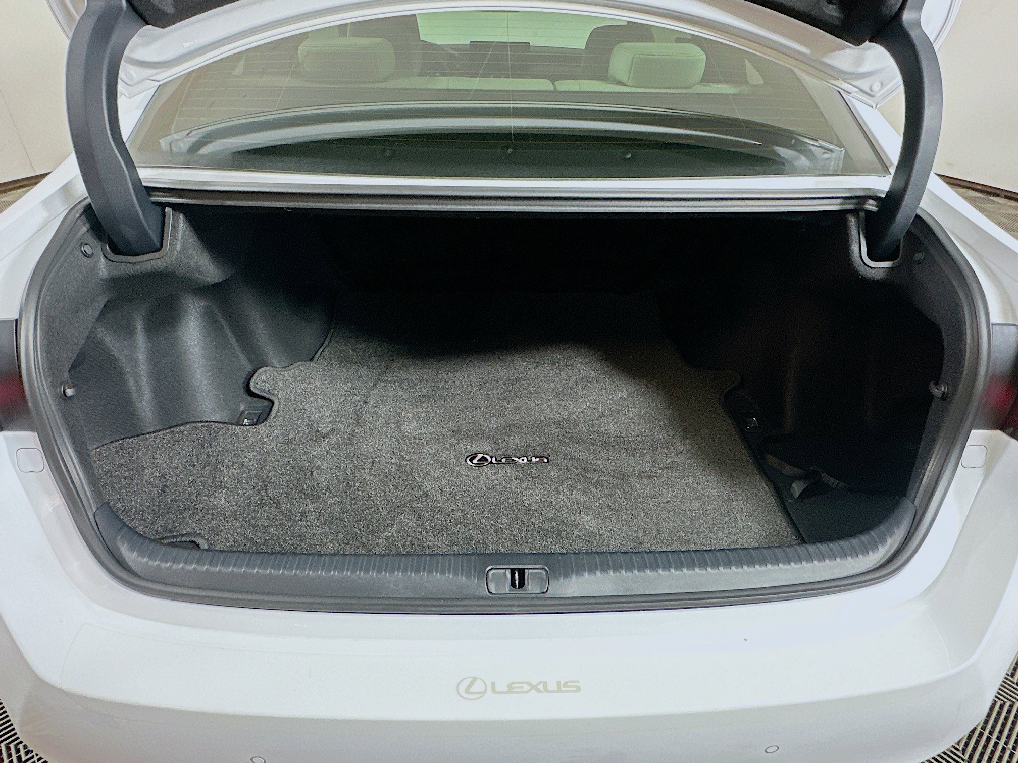 Certified 2024 Lexus RC 350 F Sport image 26