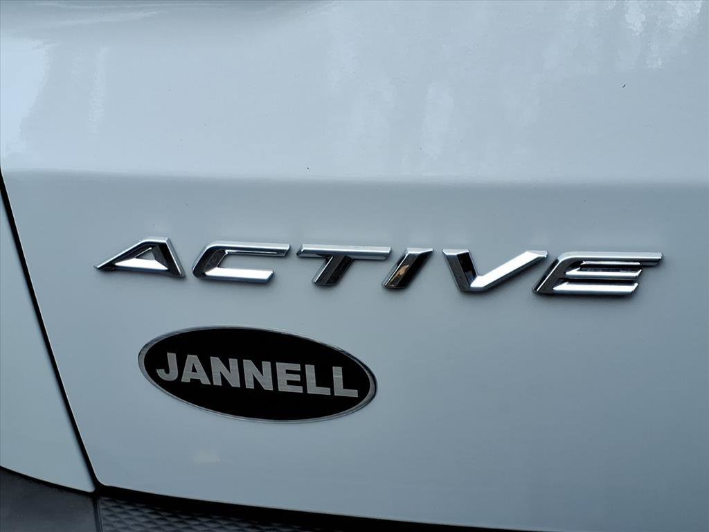 Used 2025 Ford Escape Active image 9