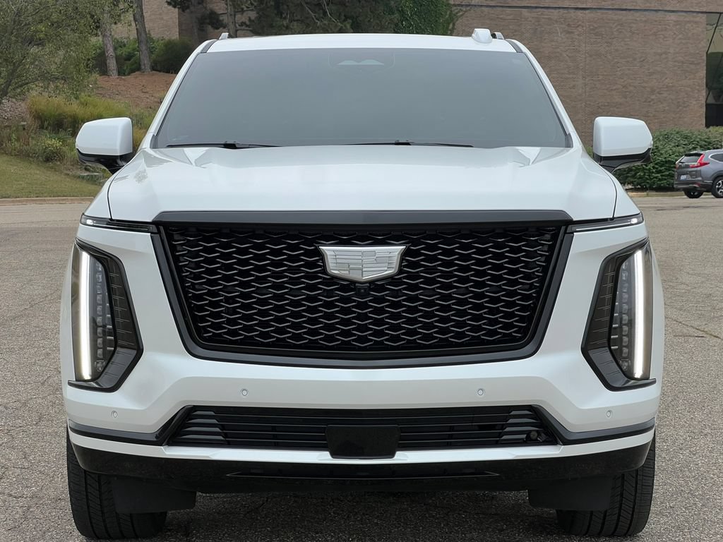 Used 2025 Cadillac Escalade Sport Platinum w/ LPO, ONYX Package AWD/4WD image 45
