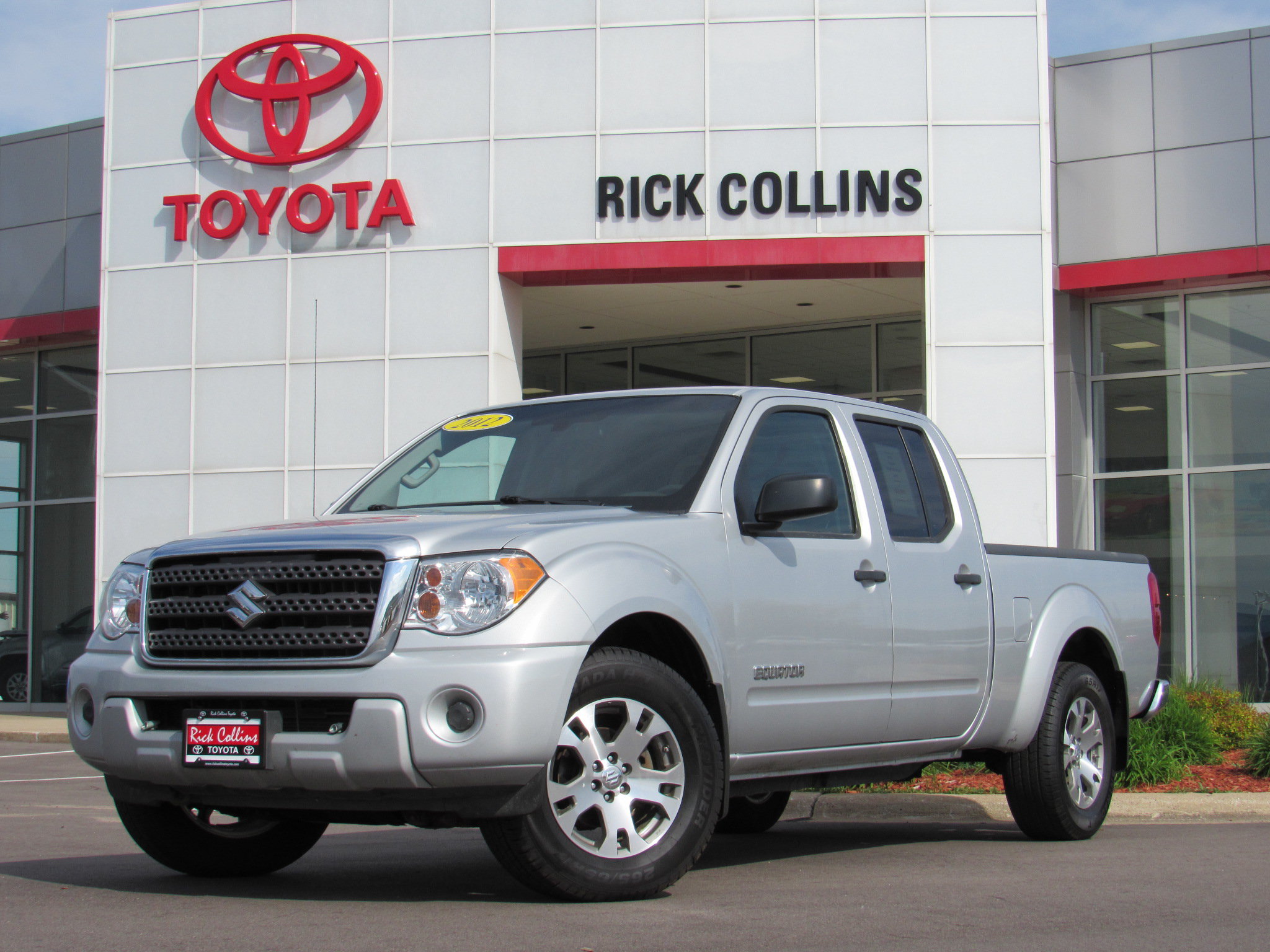 Used 2012 Suzuki Equator Sport AWD/4WD image 1