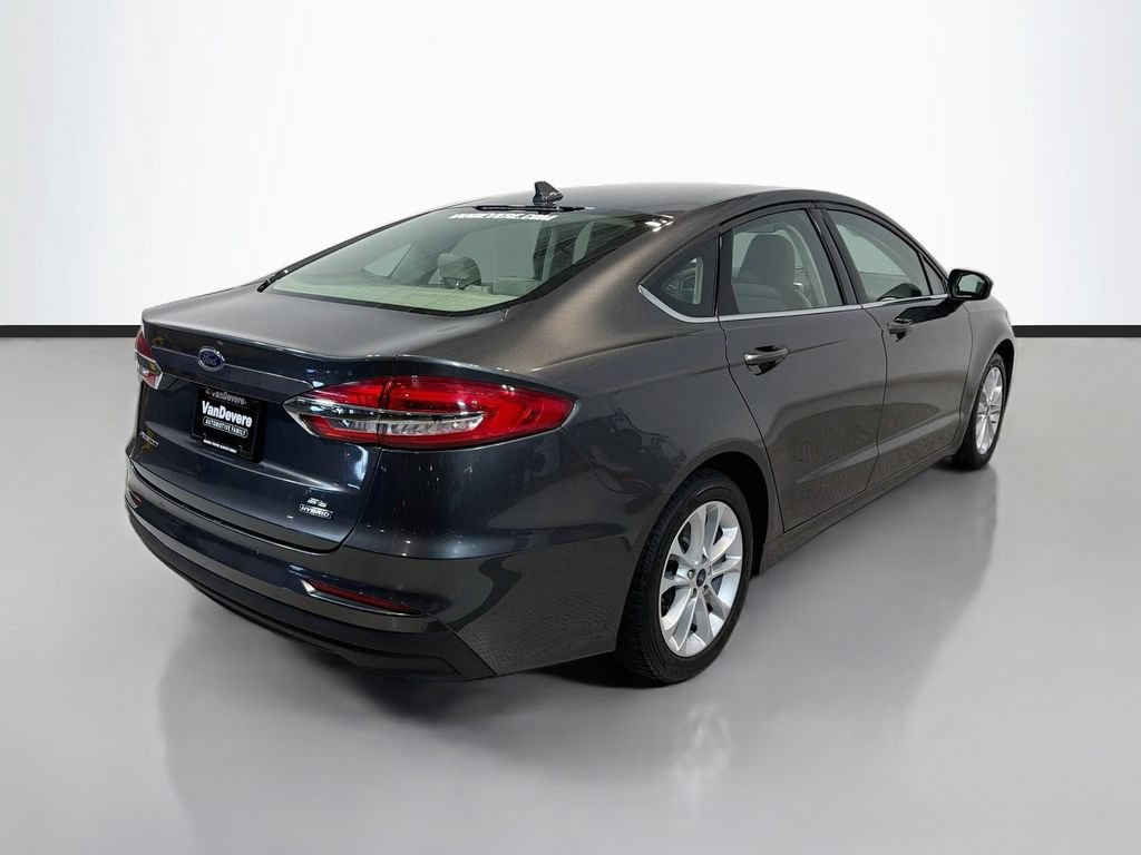 Used 2020 Ford Fusion SE FWD image 7