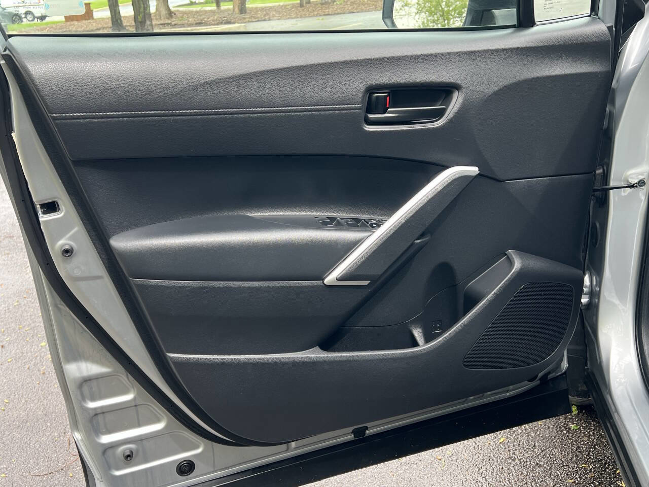 Used 2022 Toyota Corolla Cross LE FWD image 18