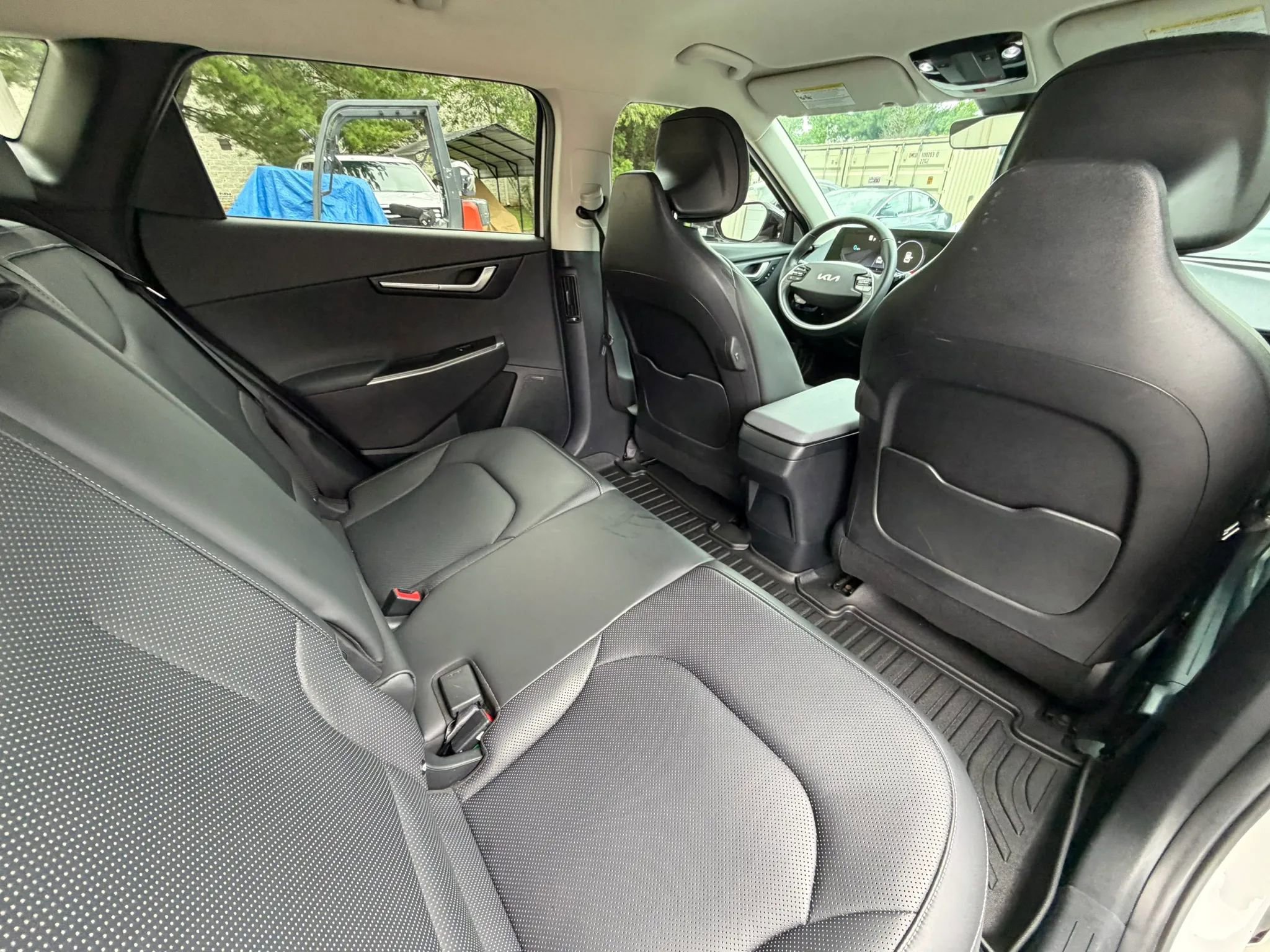 Used 2022 Kia EV6 Wind RWD image 18