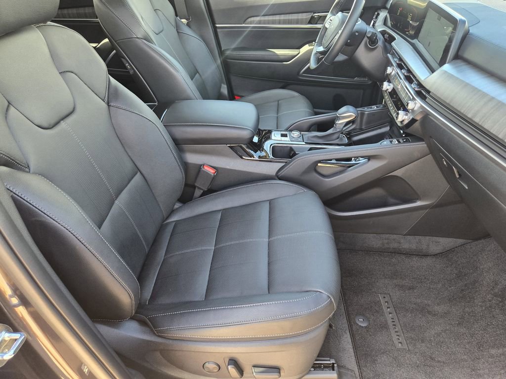 Used 2025 Kia Telluride EX AWD/4WD image 12