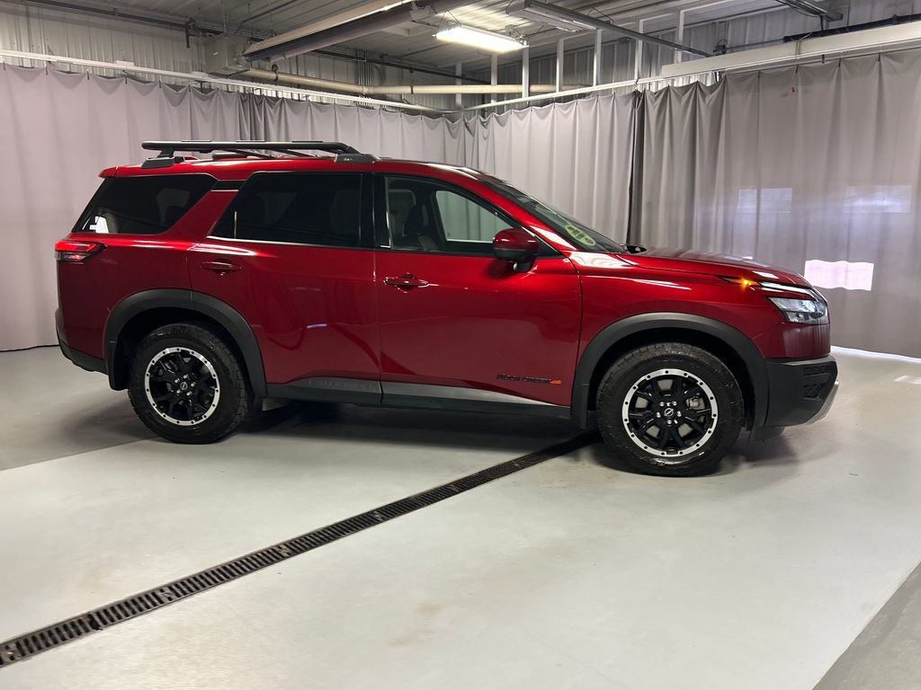Used 2024 Nissan Pathfinder Rock Creek AWD/4WD image 8
