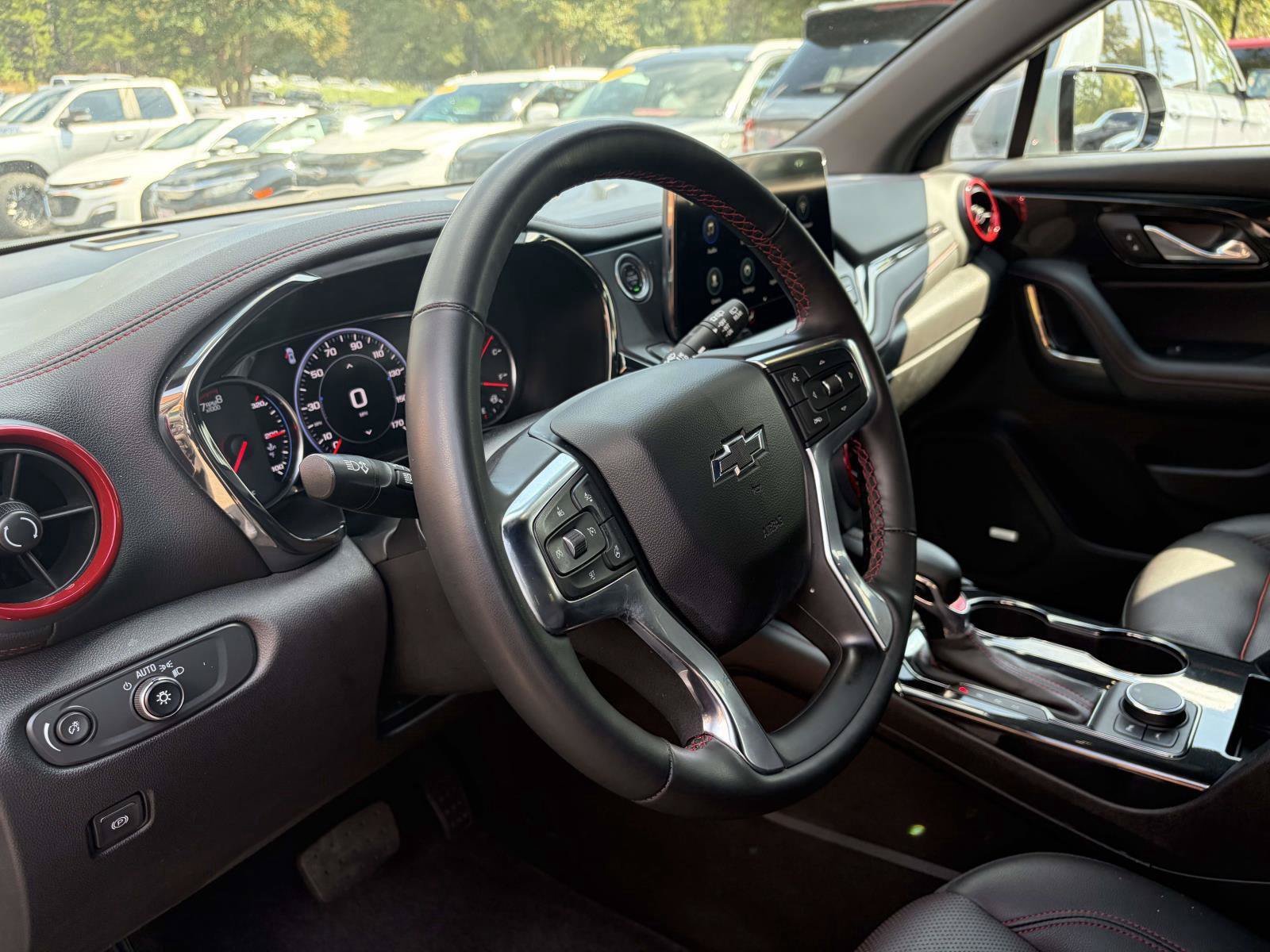 Used 2025 Chevrolet Blazer RS FWD image 7