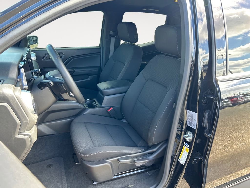 Used 2023 Chevrolet Colorado LT w/ LT Convenience Package AWD/4WD image 15