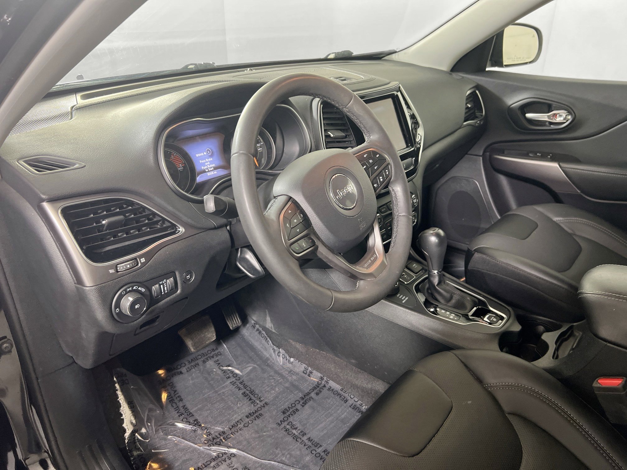 Used 2022 Jeep Cherokee Limited AWD/4WD image 9
