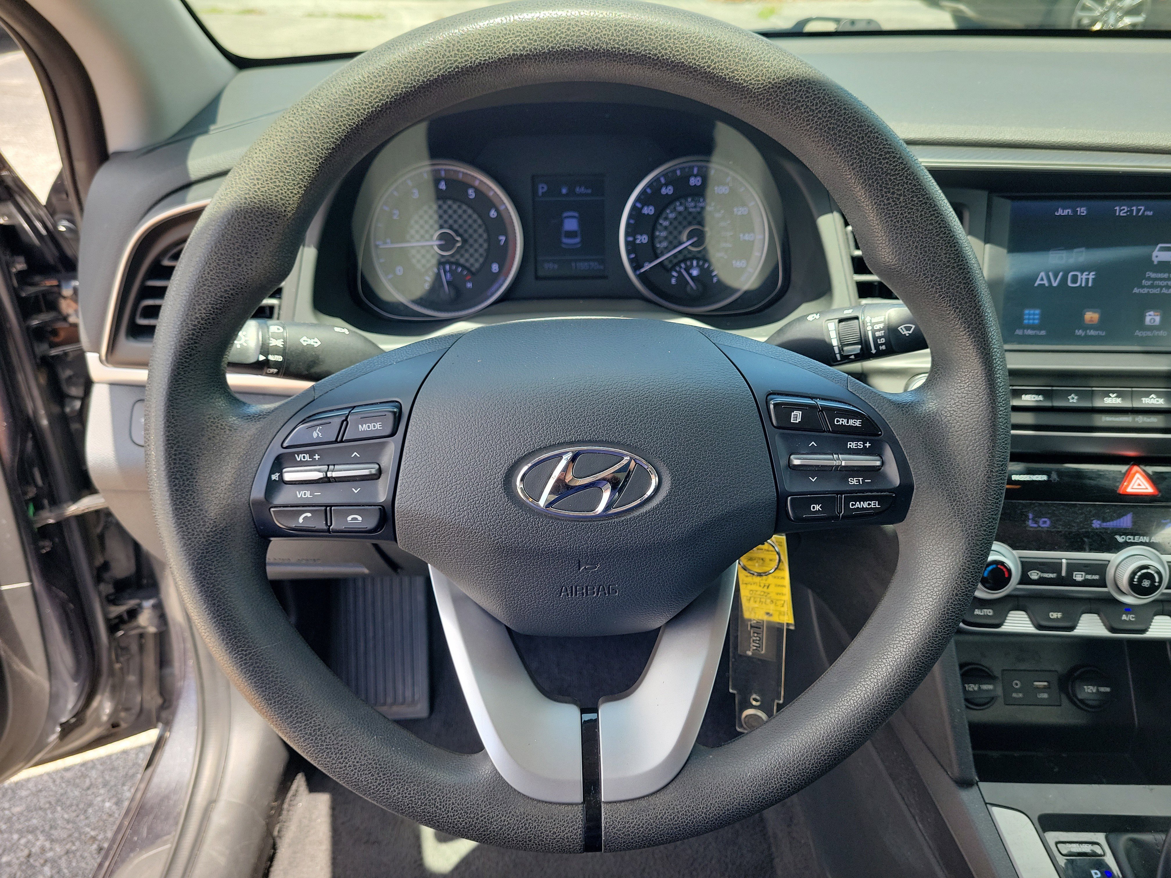Used 2020 Hyundai Elantra SEL w/ Cargo Package (C1) FWD image 16