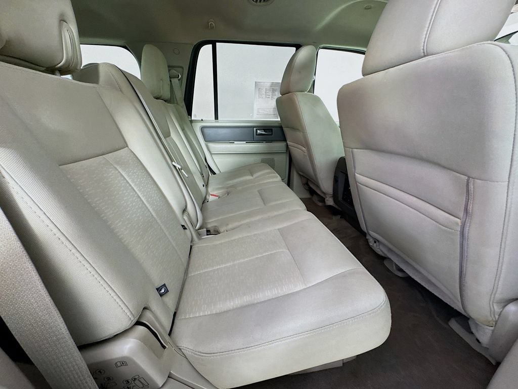Used 2013 Ford Expedition XLT w/ HD Trailer Tow Pkg RWD image 32