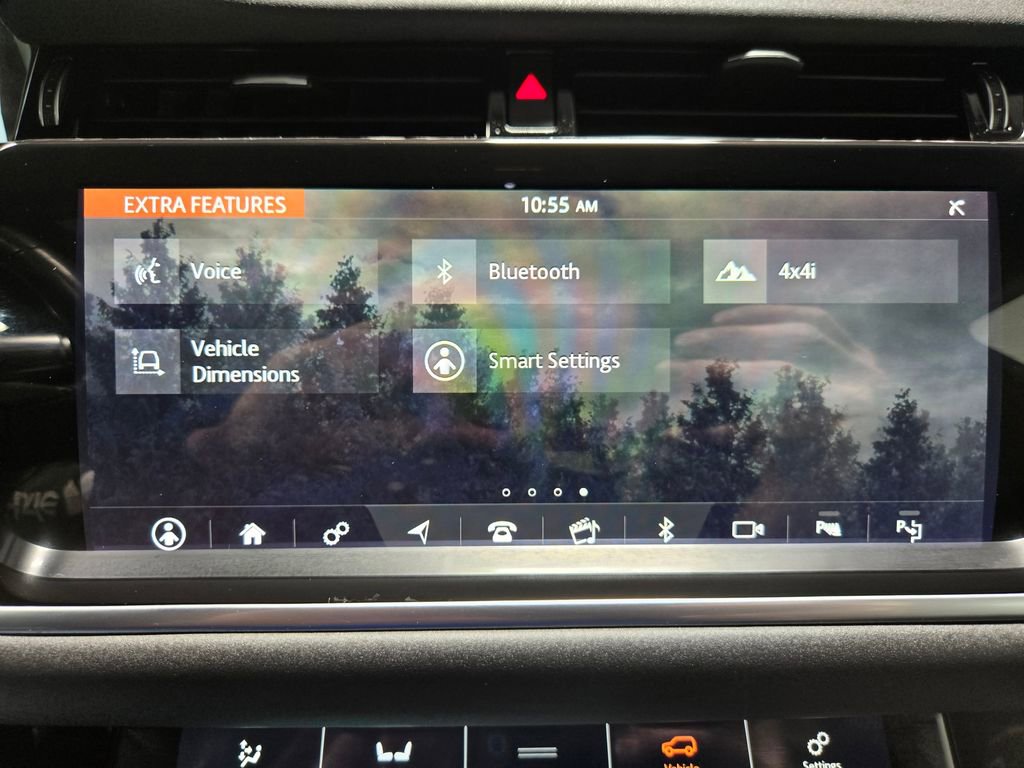 Used 2020 Land Rover Range Rover Evoque SE AWD/4WD image 23