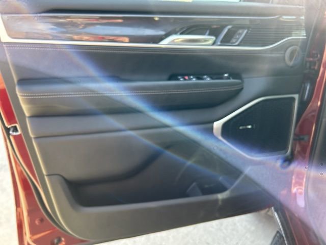 New 2024 Jeep Wagoneer 4WD w/ Convenience Group I image 13