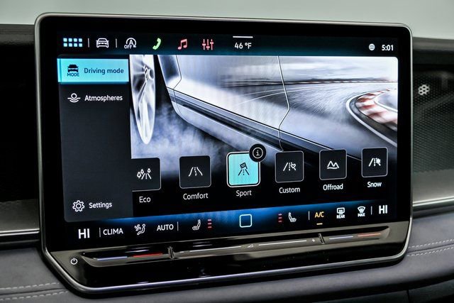 New 2026 Volkswagen Tiguan SE R-Line image 11