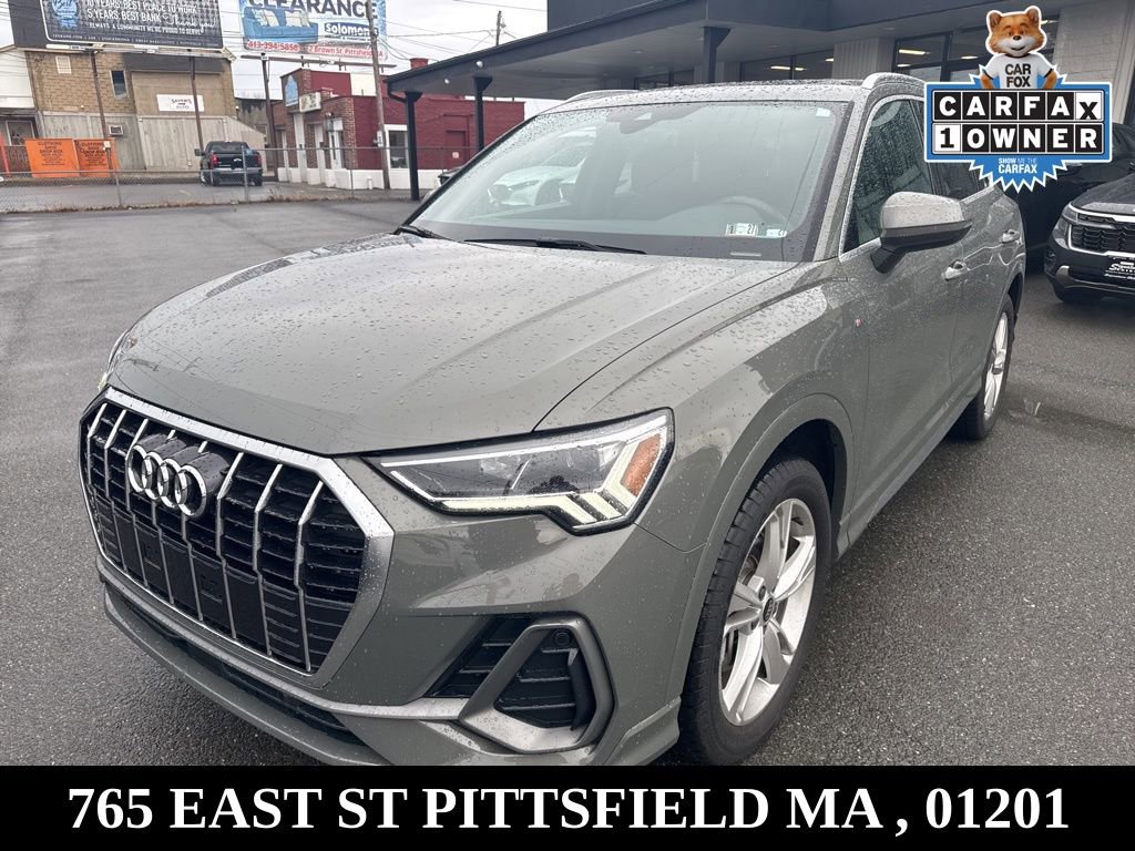 Used 2022 Audi Q3 2.0T Premium Plus w/ Premium Plus Package image 3