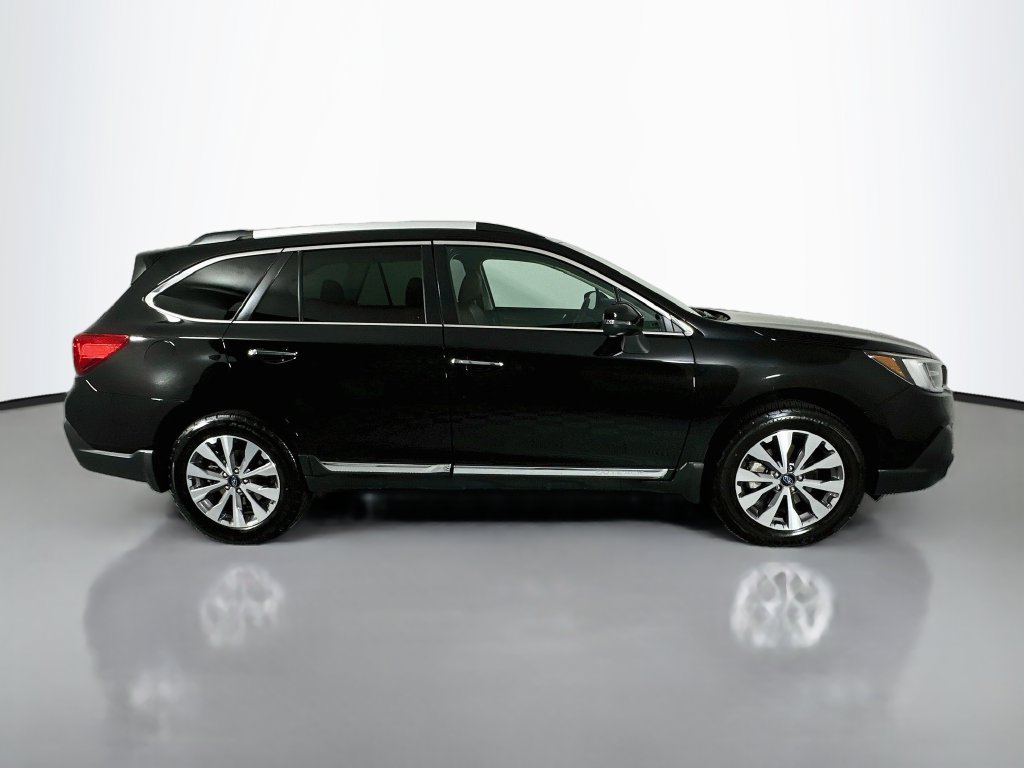 Used 2019 Subaru Outback 3.6R Touring AWD/4WD image 8
