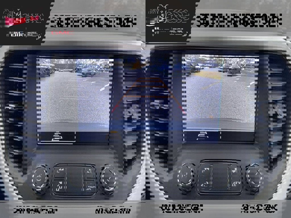 Certified 2023 GMC Acadia SLE w/ Driver Convenience Package image 20