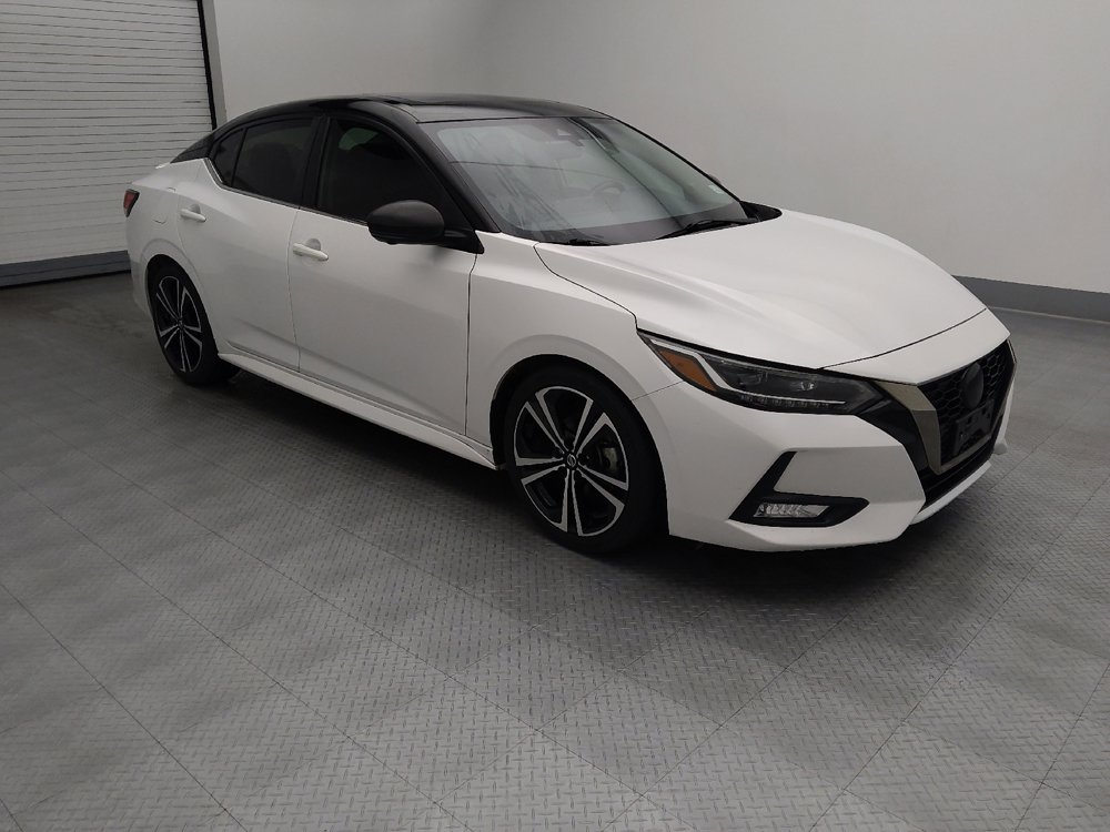 Used 2022 Nissan Sentra SR w/ SR Premium Package FWD image 11