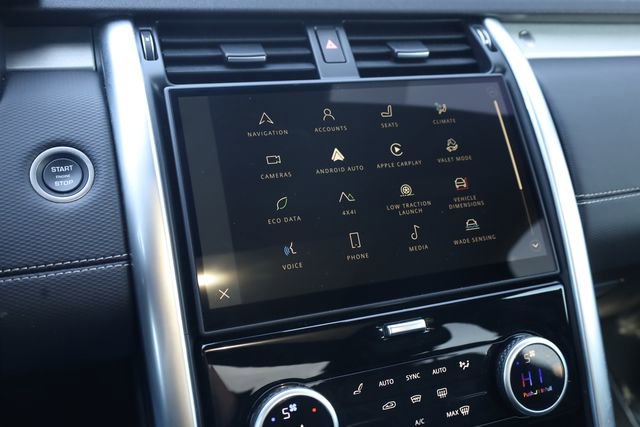 Used 2024 Land Rover Discovery Dynamic SE image 18