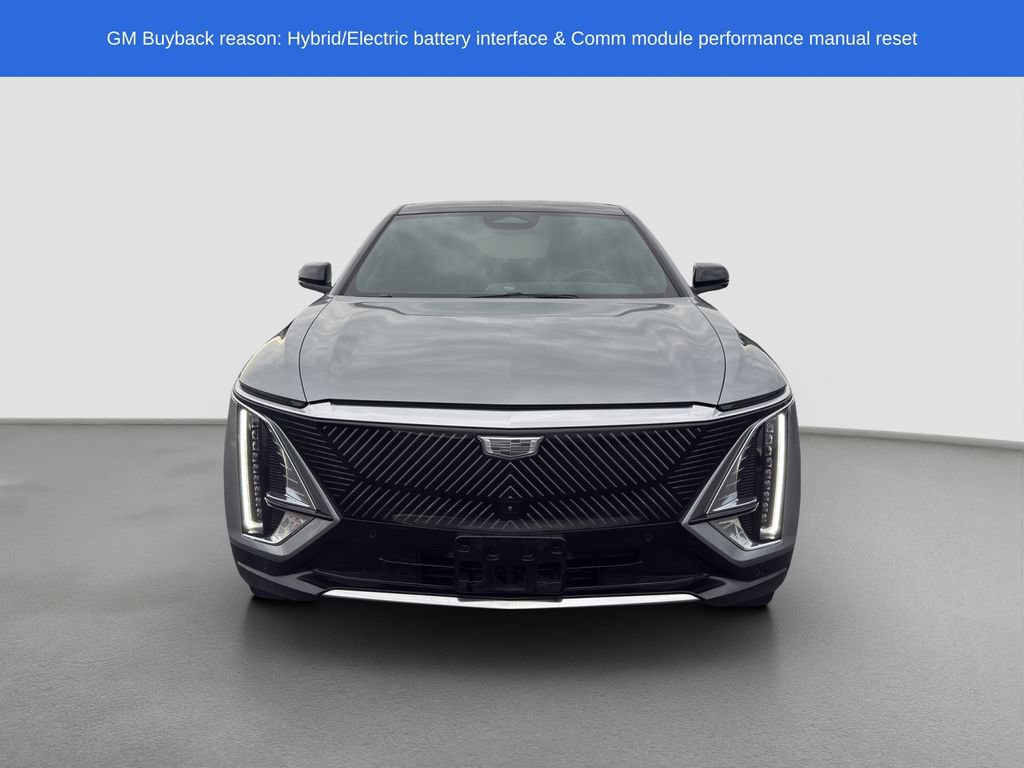 Used 2024 Cadillac Lyriq Luxury AWD/4WD image 2