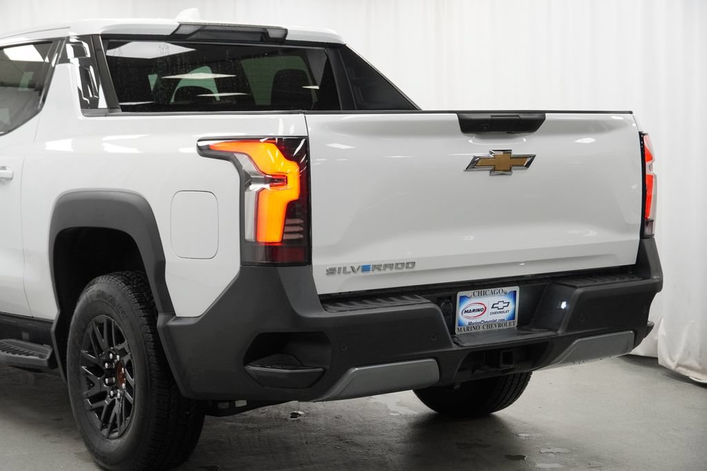 New 2026 Chevrolet Silverado EV LT AWD/4WD image 35