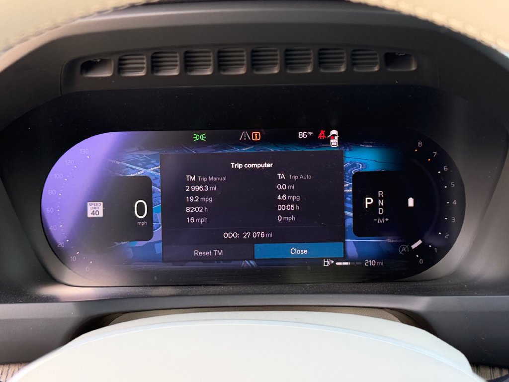 Certified 2024 Volvo XC90 B6 Plus AWD/4WD image 26