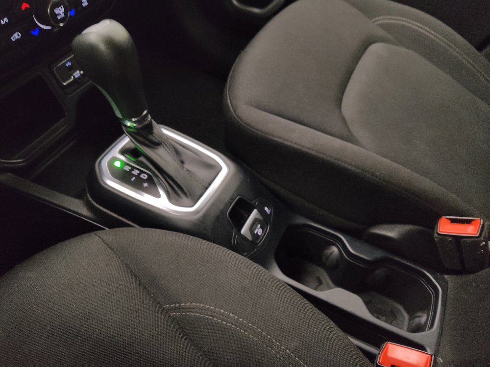 Used 2020 Jeep Renegade Sport FWD image 26