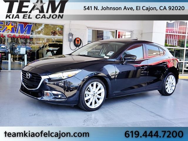 Used 2017 MAZDA MAZDA3 Grand Touring w/ Premium Equipment Package FWD image 5