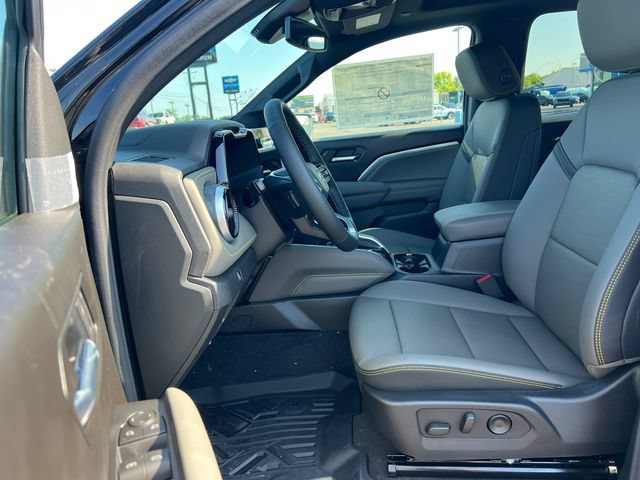 New 2026 Chevrolet Colorado ZR2 w/ Technology Package AWD/4WD image 4