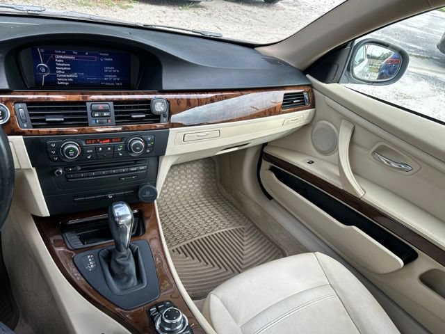 Used 2013 BMW 328i xDrive Coupe AWD/4WD image 11
