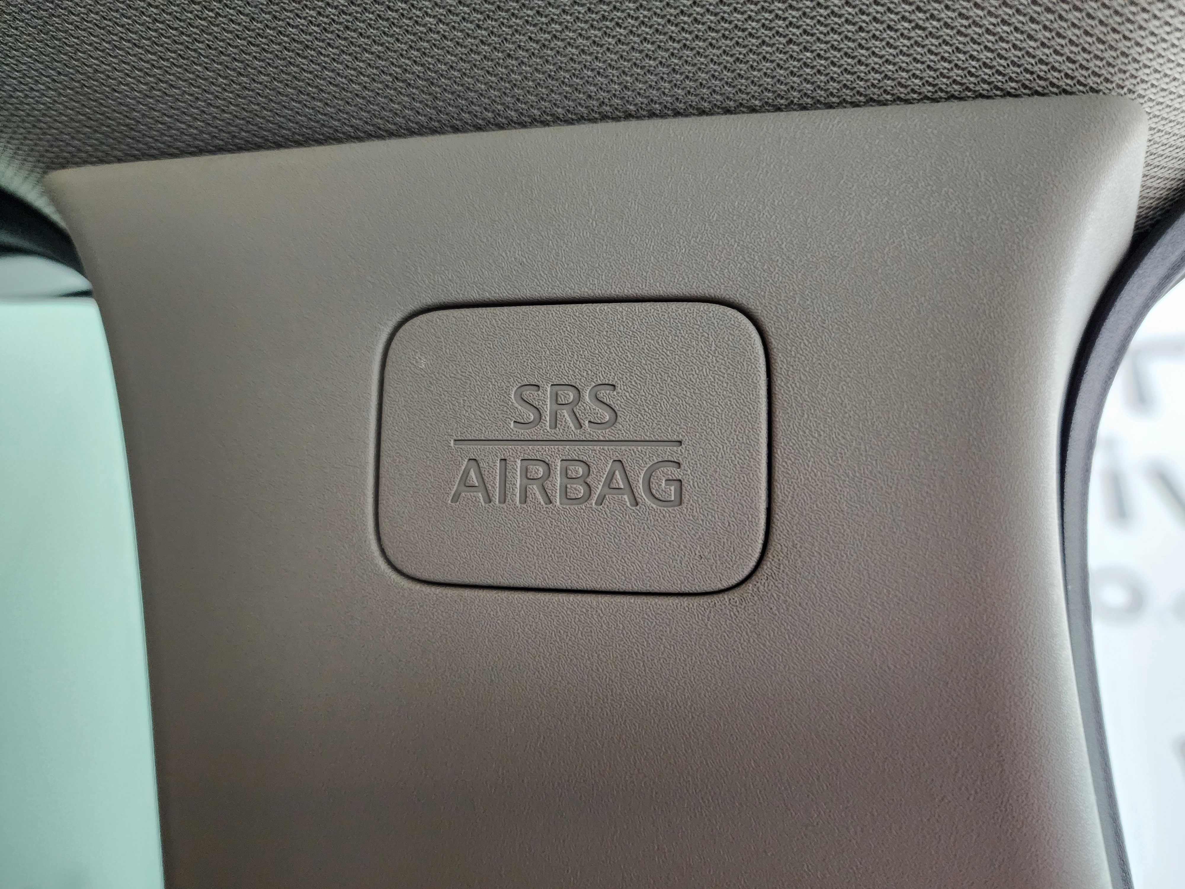 Used 2023 Nissan Rogue SV image 40