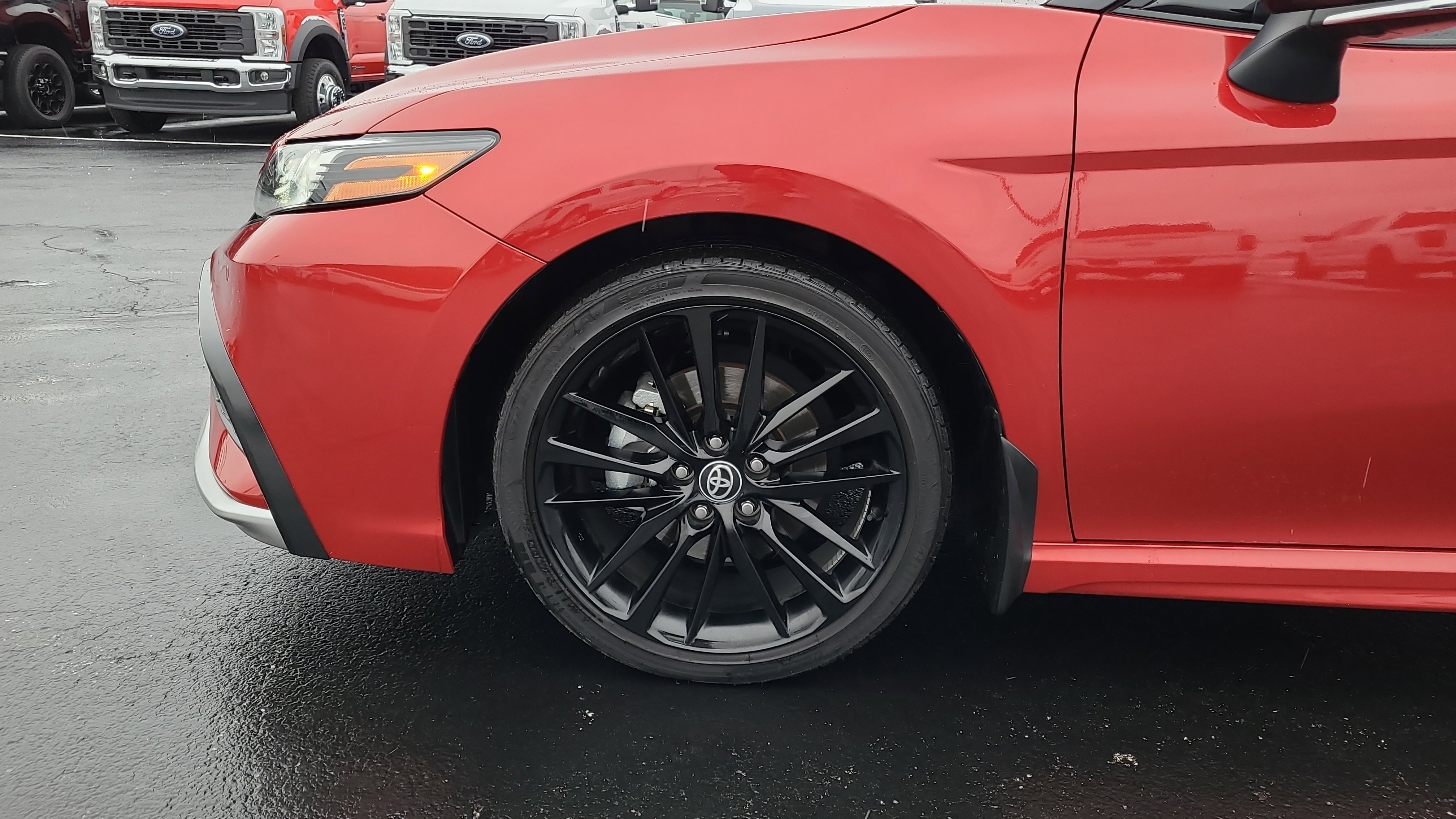 Used 2023 Toyota Camry XSE image 11