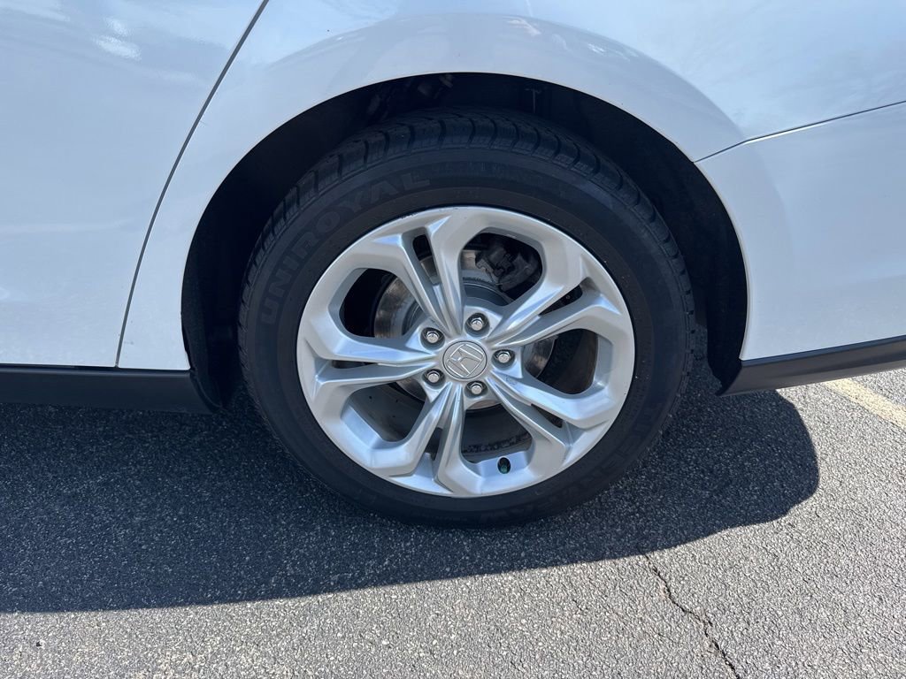 Certified 2023 Honda Accord LX image 12