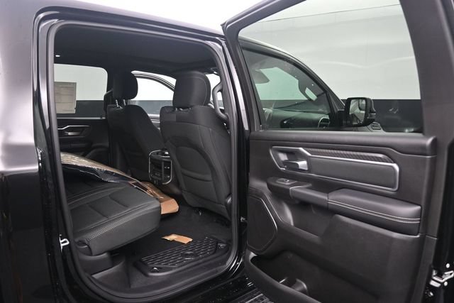 New 2027 RAM 1500 4x4 Crew Cab image 44