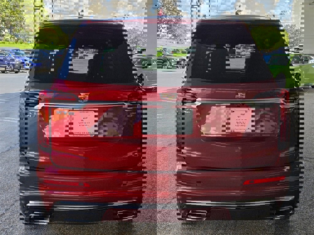 New 2025 Cadillac XT6 Luxury image 5