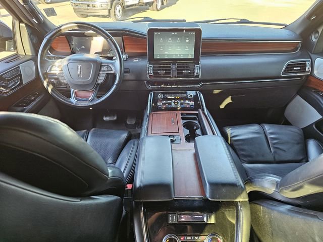 Used 2021 Lincoln Navigator Reserve w/ Luxury Package image 8