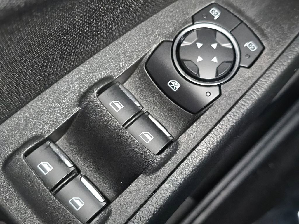 Used 2020 Ford Fusion SE image 22