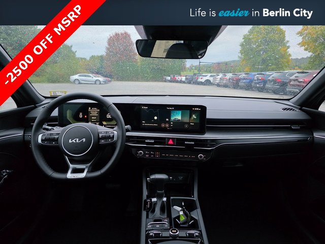 New 2025 Kia K5 GT-Line image 17