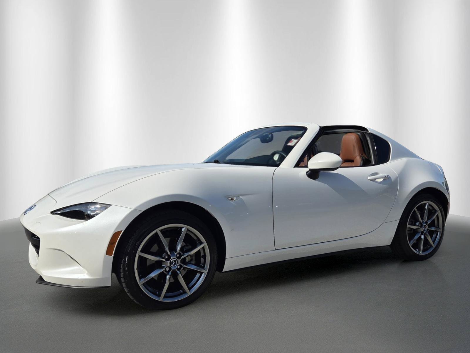 Used 2023 MAZDA MX-5 Miata Grand Touring RWD image 3