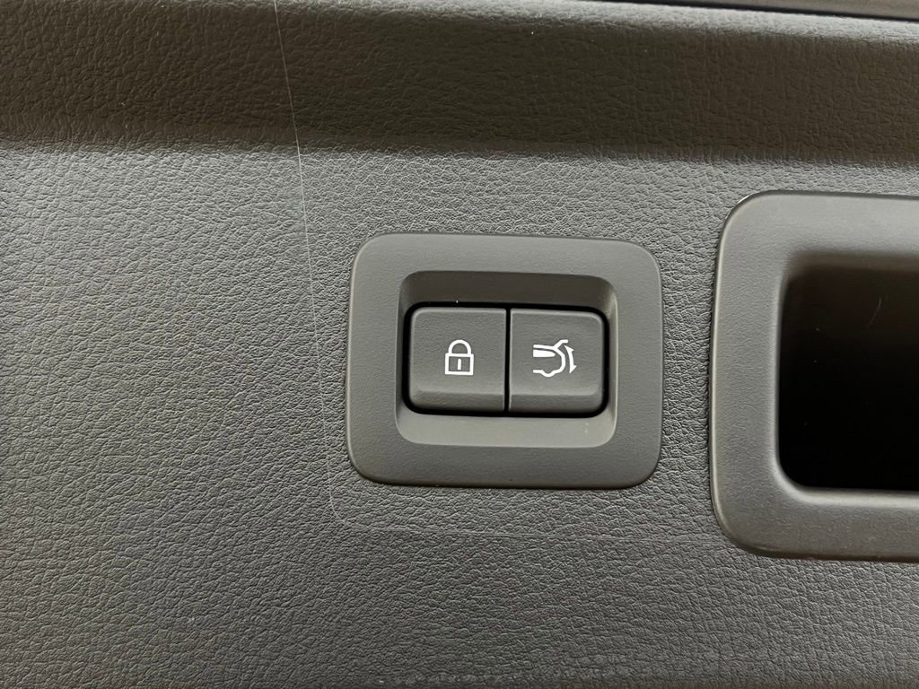 Certified 2025 MAZDA CX-50 AWD 2.5 S w/ Weather Package image 33