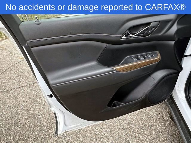 Certified 2023 GMC Acadia SLE image 17