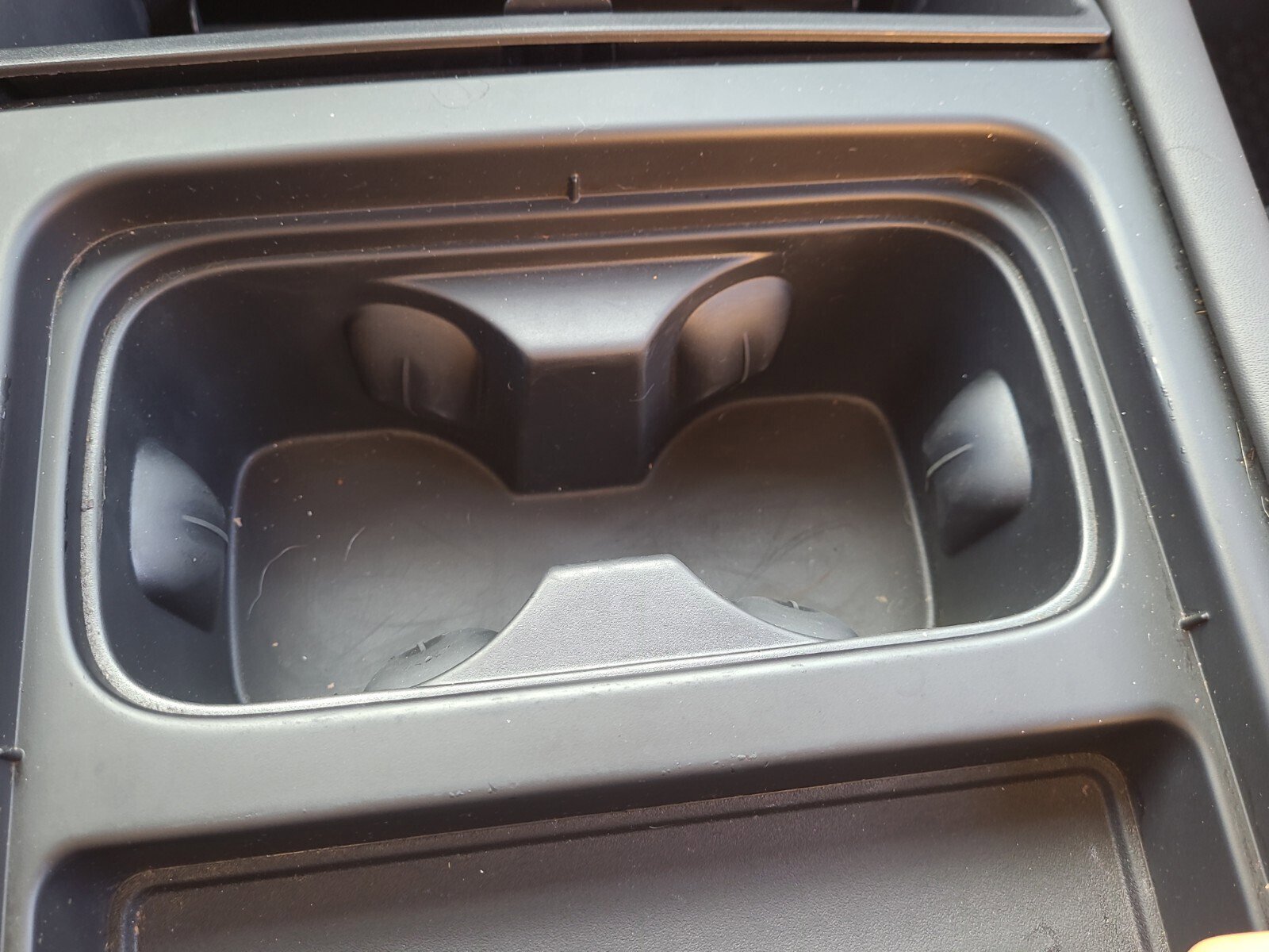 Used 2023 Land Rover Defender 110 X-Dynamic SE image 18