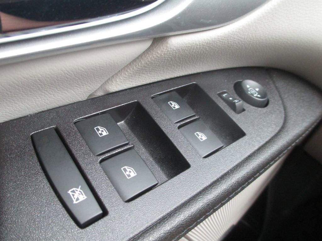 Used 2017 GMC Terrain Denali FWD image 25