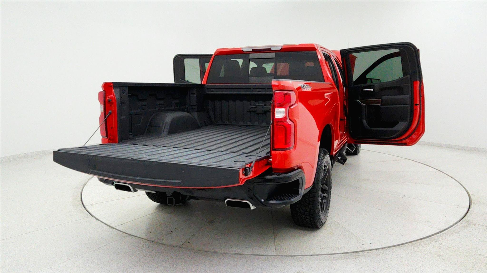 Used 2021 Chevrolet Silverado 1500 LT Trail Boss w/ Convenience Package II AWD/4WD image 33