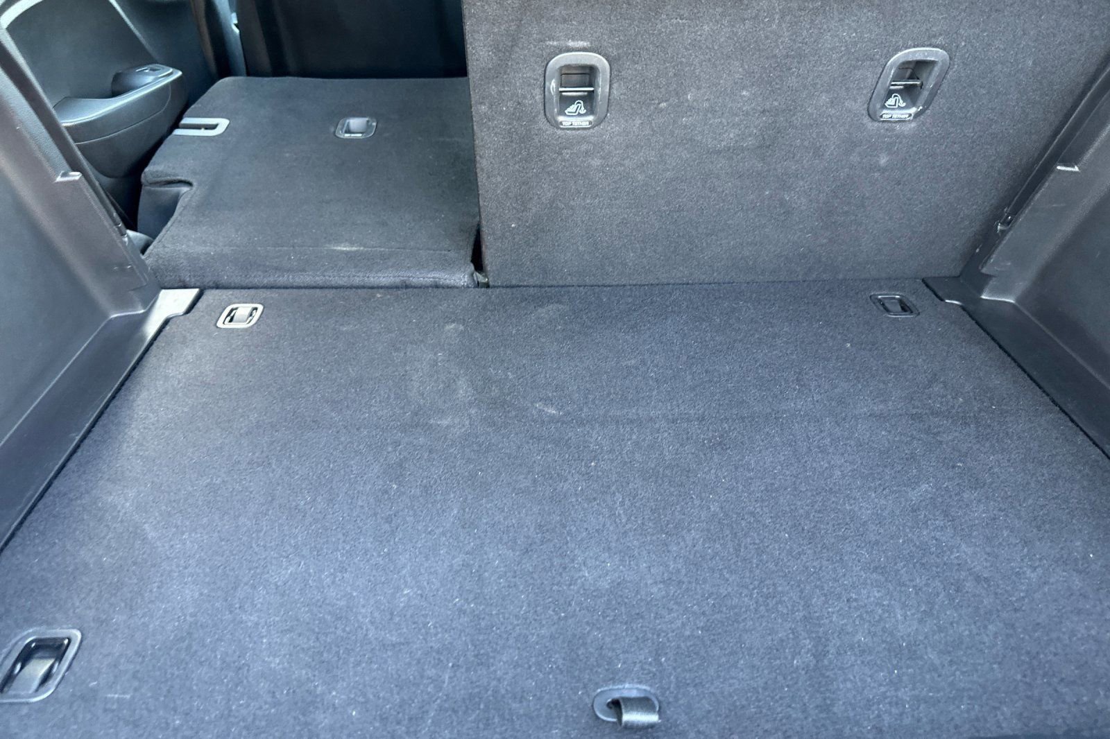 Used 2024 Hyundai Venue SE image 15