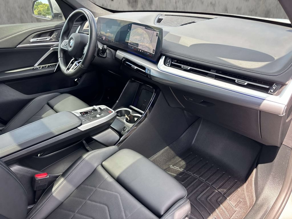 Used 2025 BMW X1 xDrive28i AWD/4WD image 19