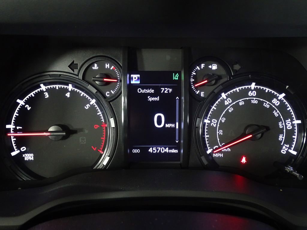 Used 2023 Toyota 4Runner SR5 Premium w/ Moonroof Package image 29