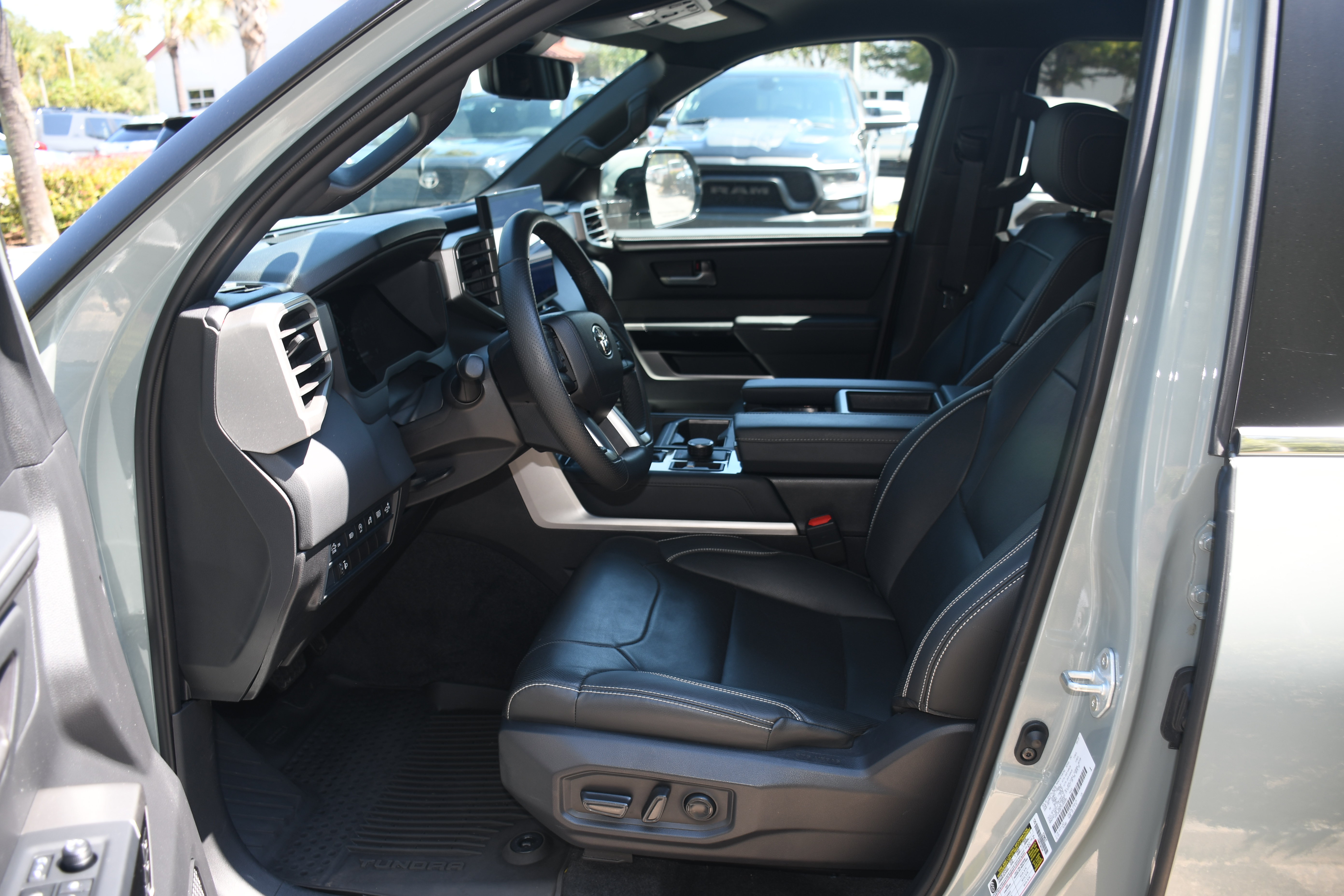 Certified 2026 Toyota Tundra Limited AWD/4WD image 7