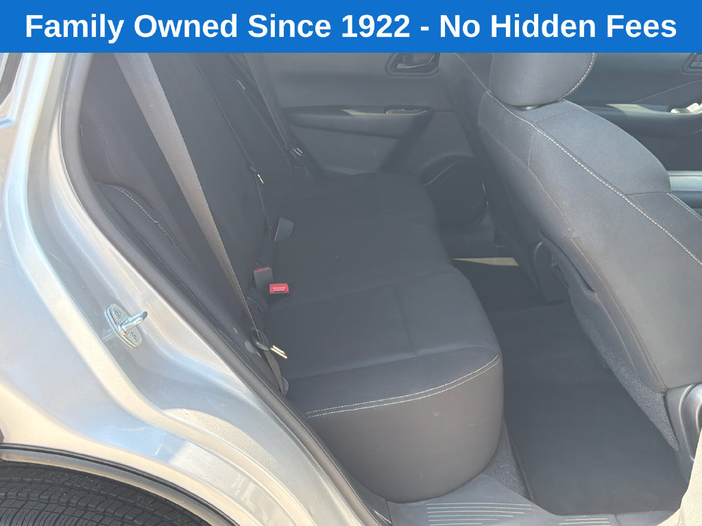 Used 2024 Nissan Rogue S AWD/4WD image 15