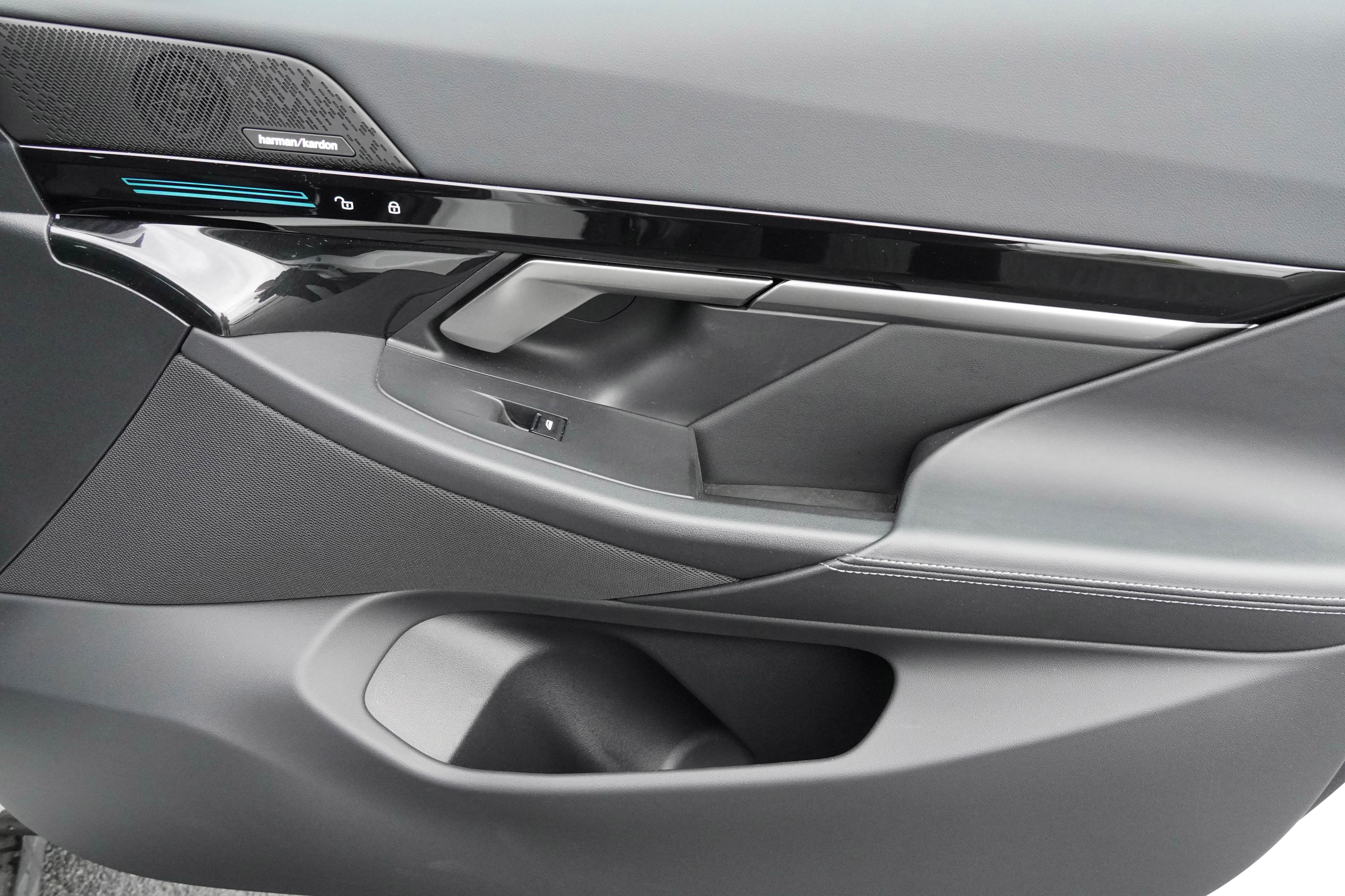 Certified 2024 BMW 530i 530i image 31