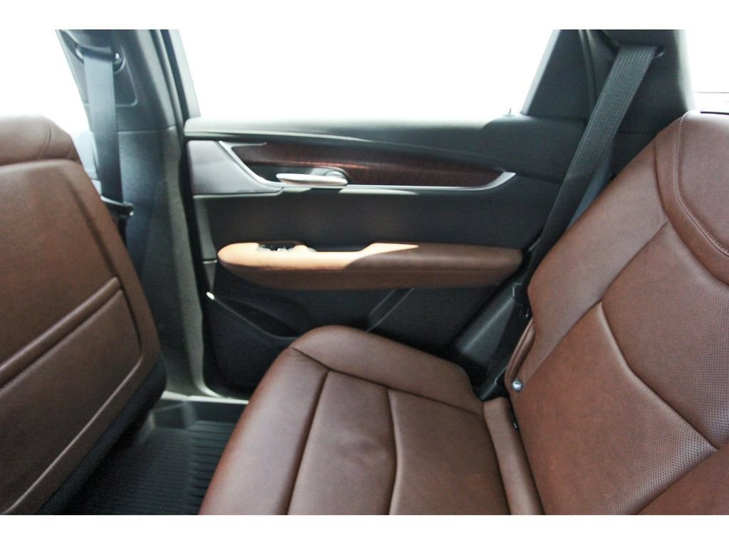 New 2026 Cadillac XT5 Premium Luxury w/ Driver Assist Package FWD image 12